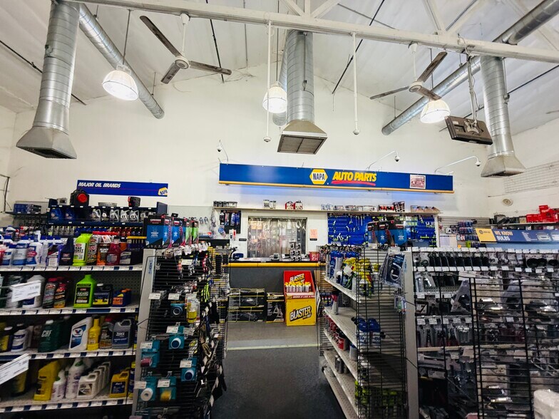 More Photos Of 27354 Valley Center Rd, Valley Center Freestanding For Lease