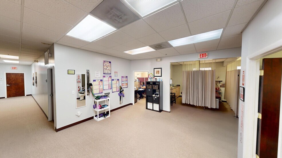 More Photos Of 8809 Commodity Cir, Orlando Medical For Lease