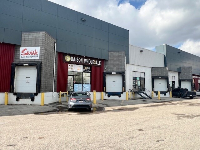 More Photos Of 601-635 28 St NE, Calgary Warehouse For Lease