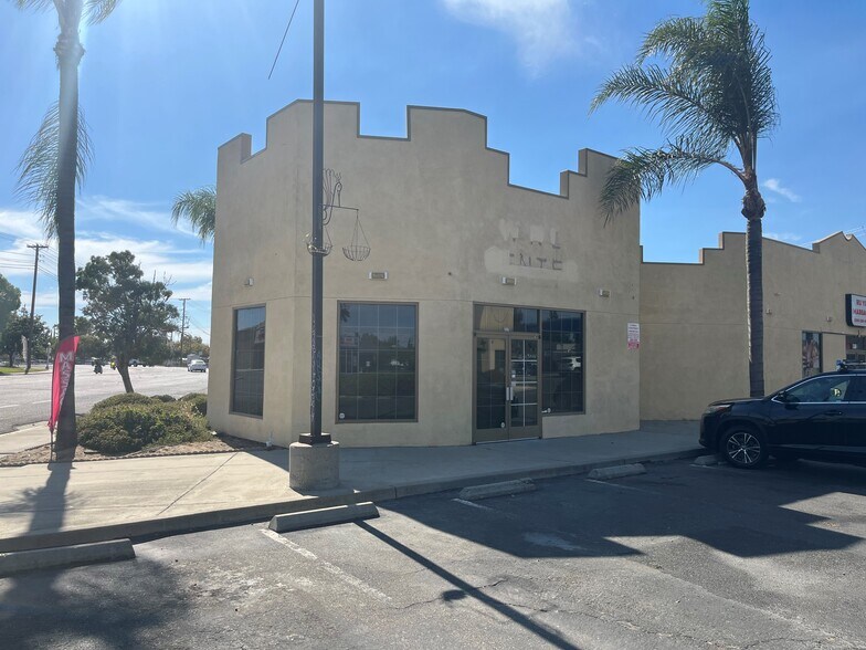 More Photos Of 219-227 W Canal Dr, Turlock Storefront Retail Office For Lease