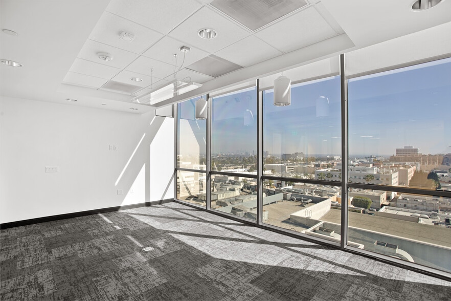 More Photos Of 460-464 N Beverly Dr, Beverly Hills Office For Lease