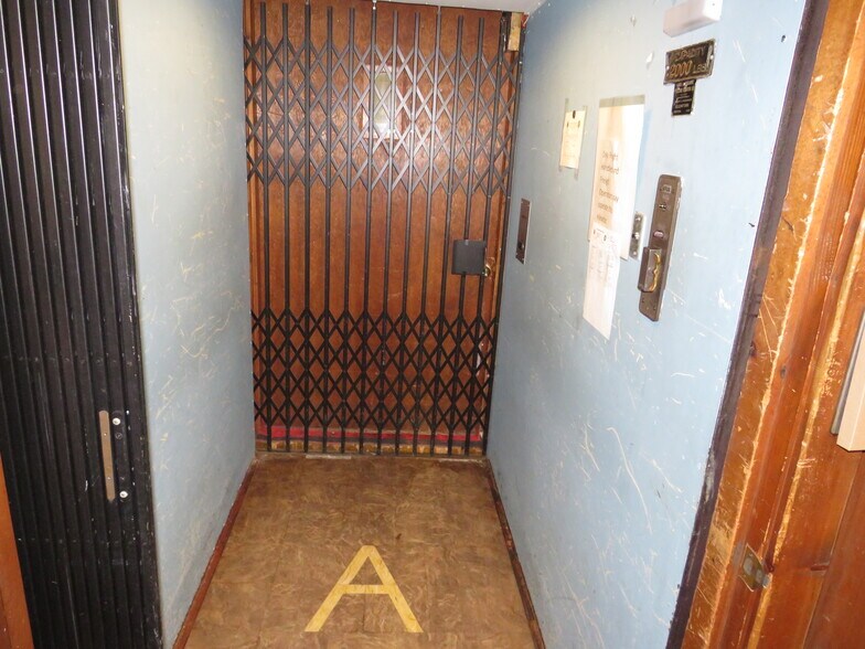 More Photos Of 110-112 W Washington st, Morris General Retail For Sale