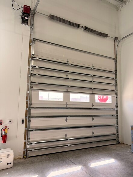 More Photos Of 12300 Itec Park dr, Fort Myers Warehouse For Sale