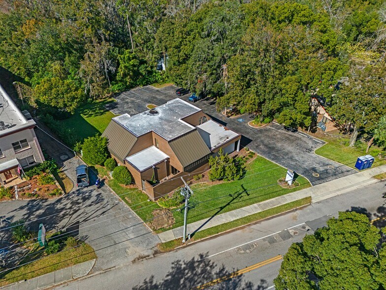 More Photos Of 315 Howell Ave, Brooksville Loft Creative Space For Sale