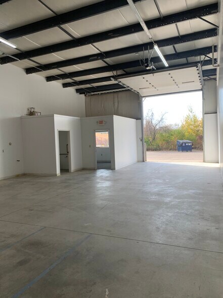 More Photos Of 26148 Newton Cir, Elko Warehouse For Lease