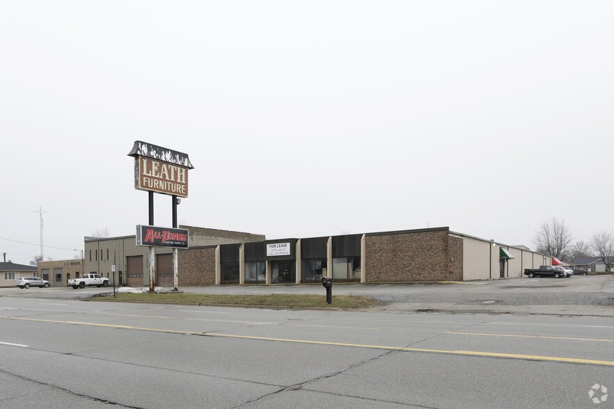 Primary Photo Of 1160 E Napier Ave, Benton Harbor Freestanding For Lease