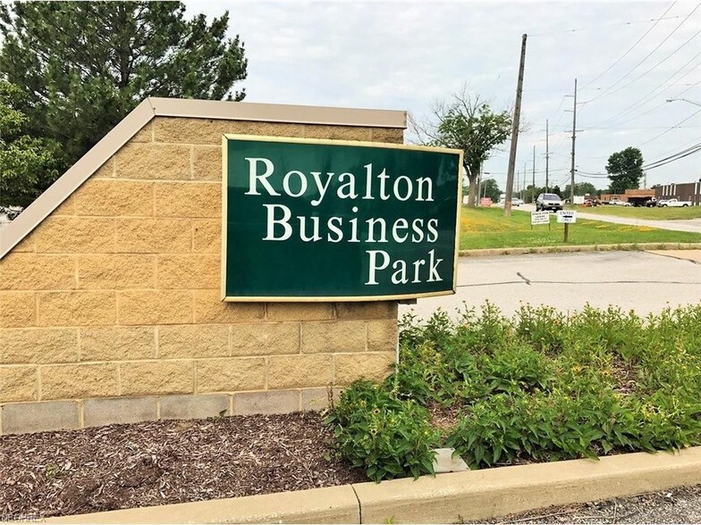 More Photos Of 10147 Royalton Rd, North Royalton Light Manufacturing For Lease