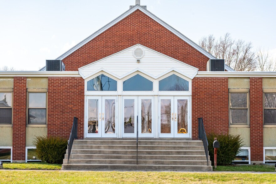 More Photos Of 4445 Wilmington Pike, Dayton Religious Facility For Sale