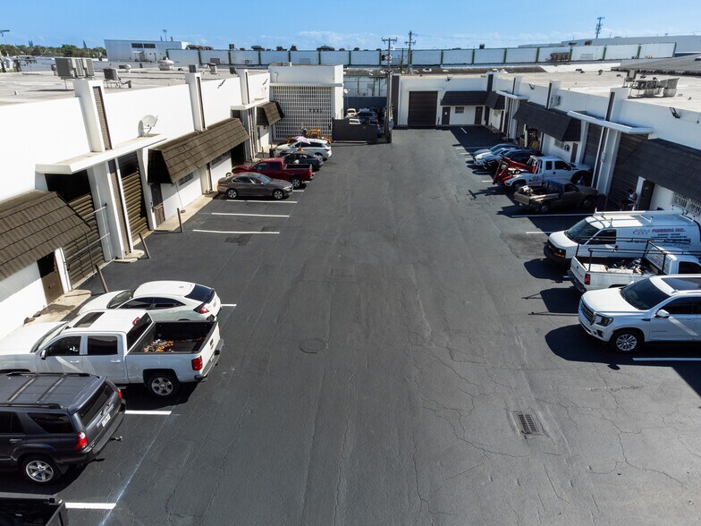 More Photos Of 7315-7335 NW 32nd Ave, Miami Warehouse For Lease