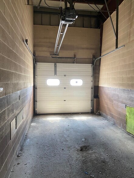 More Photos Of 466 E Brighton Ave, Syracuse Distribution For Sale