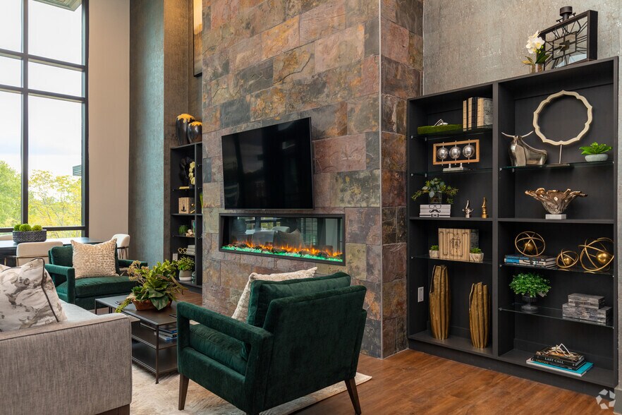 More Photos Of 352 S Walker St, Cary Apartments For Lease