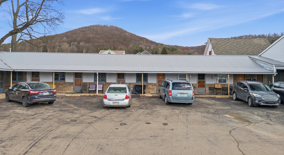 More Photos Of 730 N Main St, Port Allegany Hotel For Sale