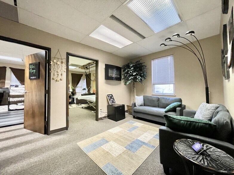 More Photos Of 2850 W Serendipity Cir, Colorado Springs Medical For Lease