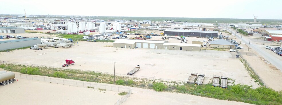 More Photos Of 10503 W County Rd 72, Midland Warehouse For Lease