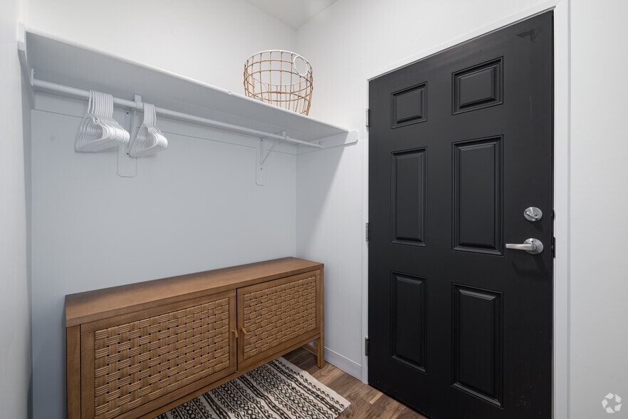 More Photos Of 950 S Washington St, Salt Lake City Apartments For Sale