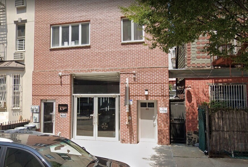 Primary Photo Of 65 Scholes St, Brooklyn Storefront Retail Residential For Lease