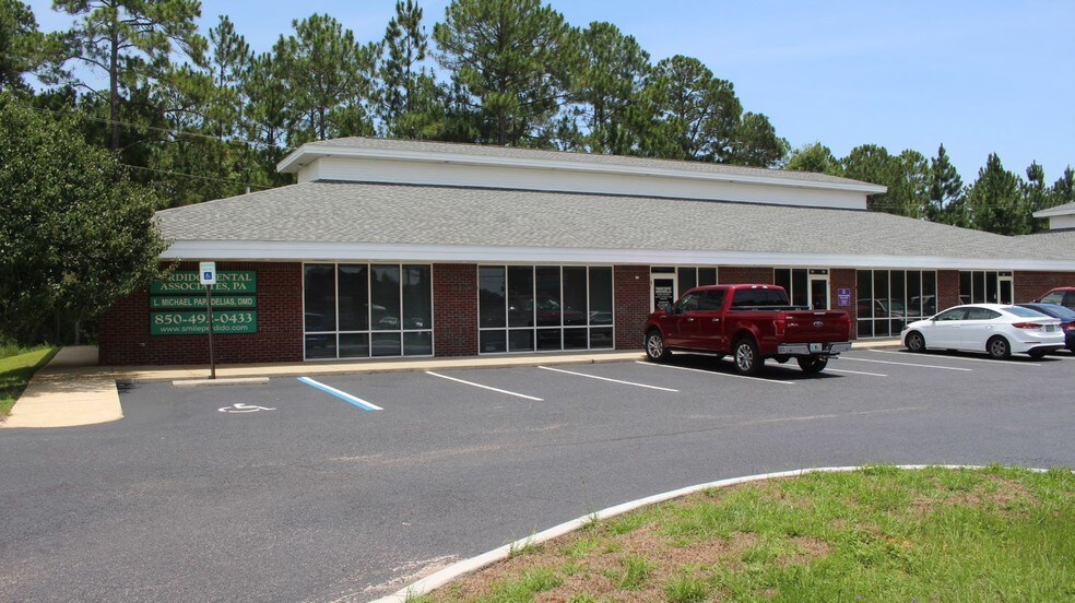 More Photos Of 12385 Sorrento Rd, Pensacola Coworking Space