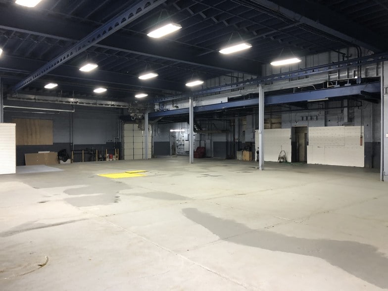 More Photos Of 175 Hague St, Rochester Warehouse For Lease