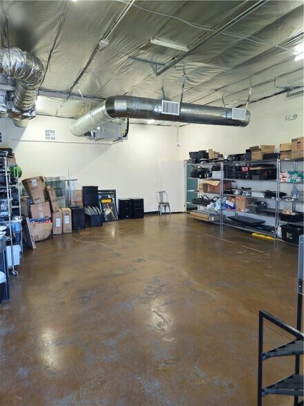 More Photos Of 536 W Mountain View Ave, La Habra Warehouse For Sale