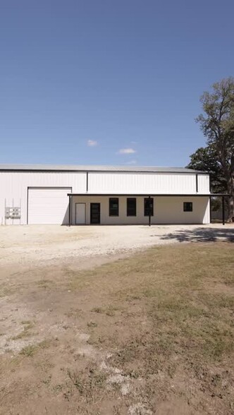 Primary Photo Of 2011 SE County Road 0070, Corsicana Warehouse For Sale