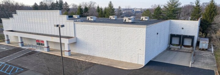 More Photos Of 3632 S Scatterfield Rd, Anderson Freestanding For Lease