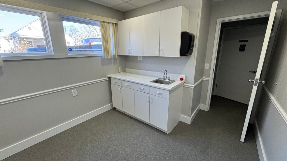More Photos Of 210 Prospect Ave, Phillipsburg Office For Sale