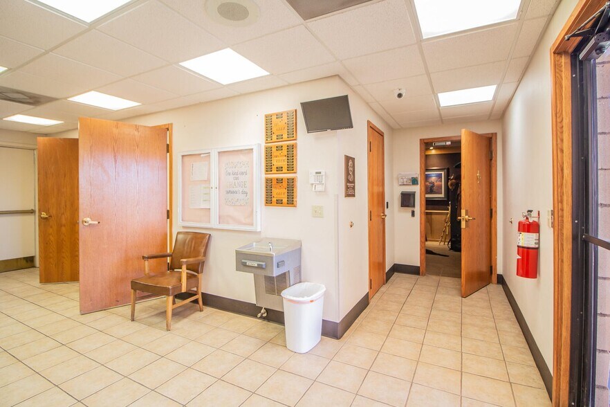 More Photos Of 1601 44th St, Lubbock Religious Facility For Sale