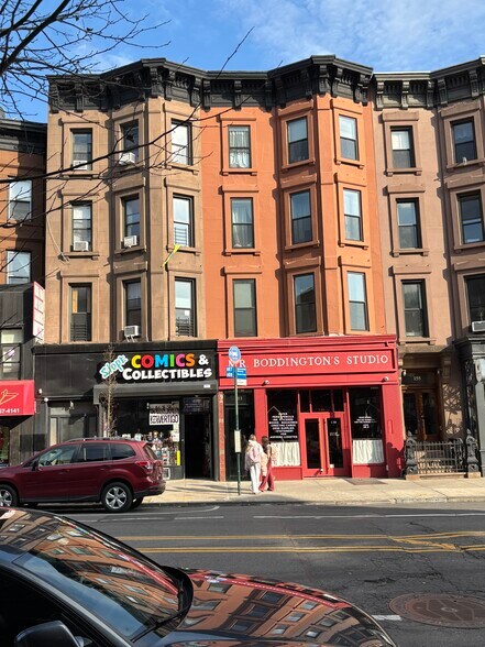 More Photos Of 148 7th Ave, Brooklyn Apartments For Lease