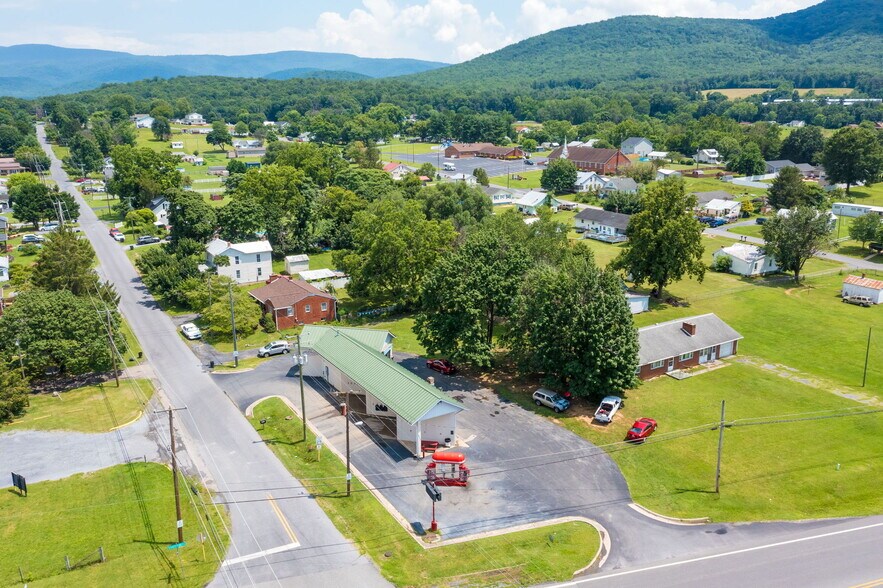 More Photos Of 117 South East Side Hwy, Elkton Carwash For Sale