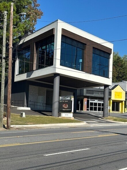 More Photos Of 4310 Roswell Rd NE, Atlanta Medical For Lease