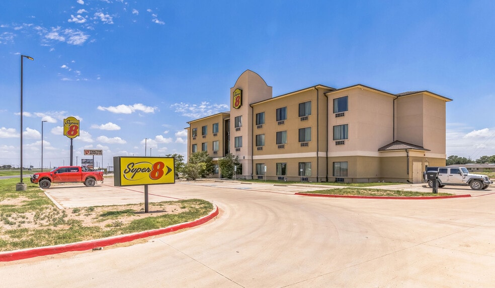 More Photos Of 3432 Interstate 20, Stanton Hotel For Sale