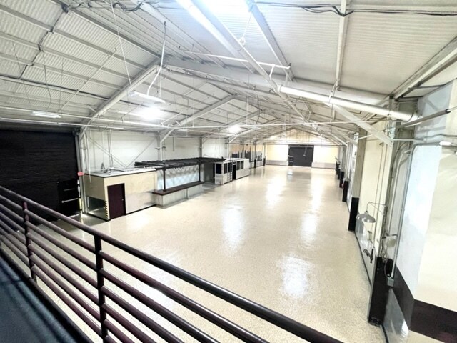 More Photos Of 2560-2590 Lafayette St, Santa Clara Warehouse For Lease