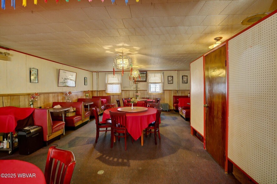 More Photos Of 32 W Southern Ave, Williamsport General Retail For Sale