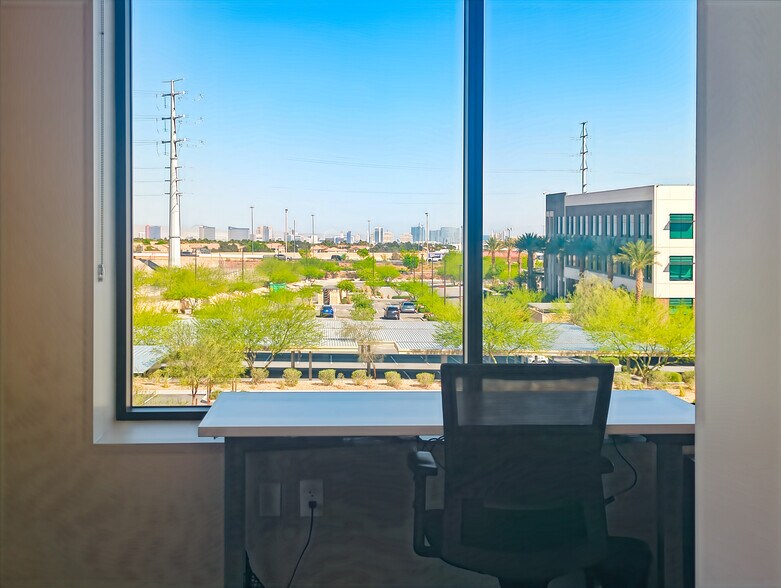 More Photos Of 1 Meridian Vista Dr, Las Vegas Coworking Space