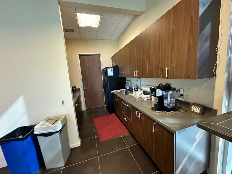 More Photos Of 4320 E Presidio St, Mesa Medical For Sale