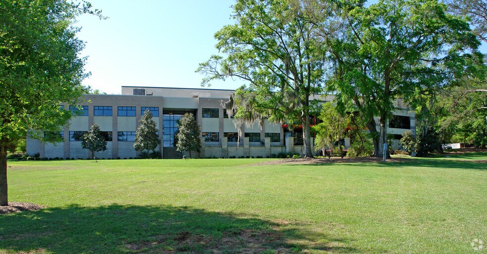 More Photos Of 1700 Summit Lake Dr, Tallahassee Office For Lease
