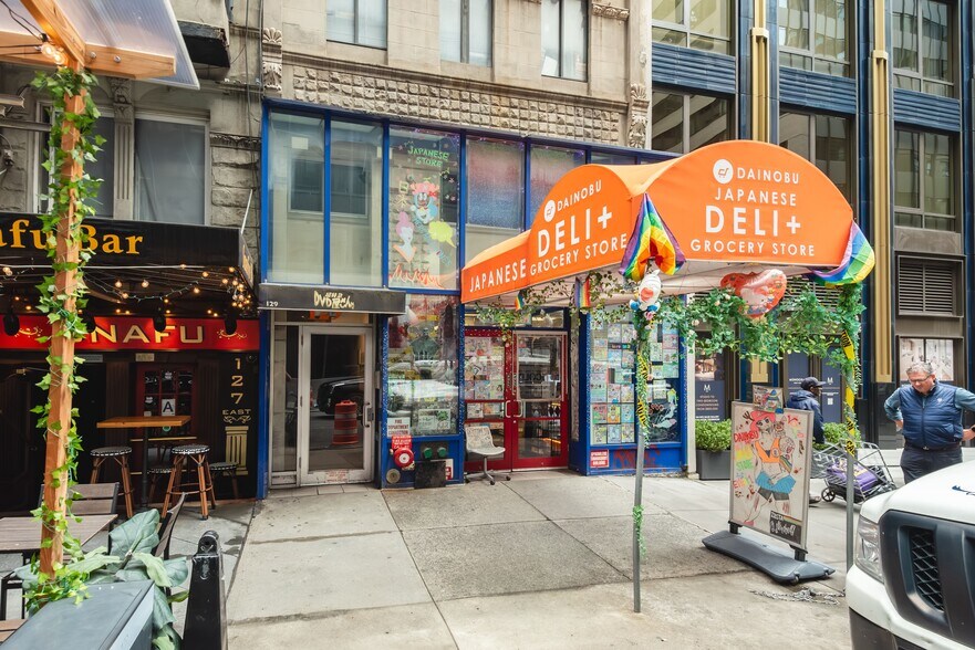 More Photos Of 129 E 47th St, New York Apartments For Sale