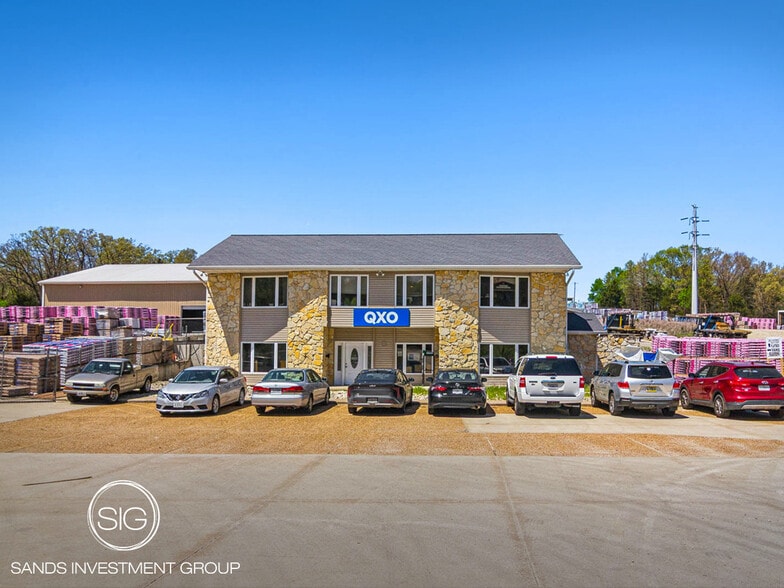 Primary Photo Of 3208 Route C, Jefferson City Distribution For Sale
