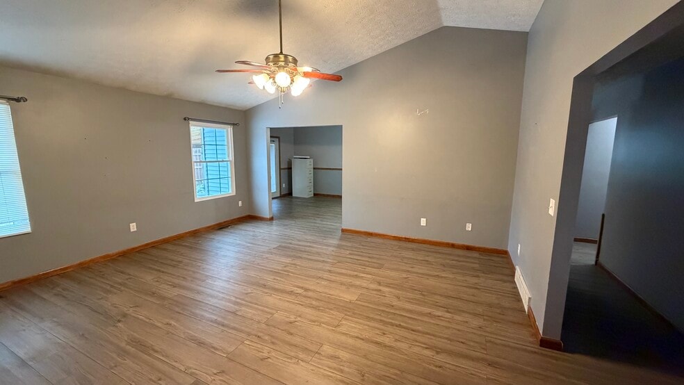 More Photos Of 11233 Lagrange Rd, Elyria Specialty For Sale