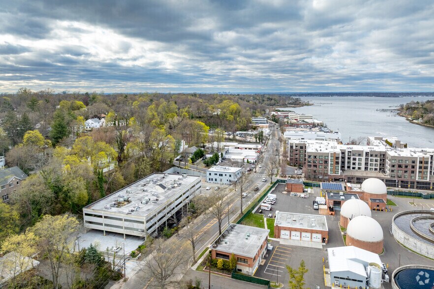 More Photos Of 233 E Shore Rd, Great Neck Medical For Lease