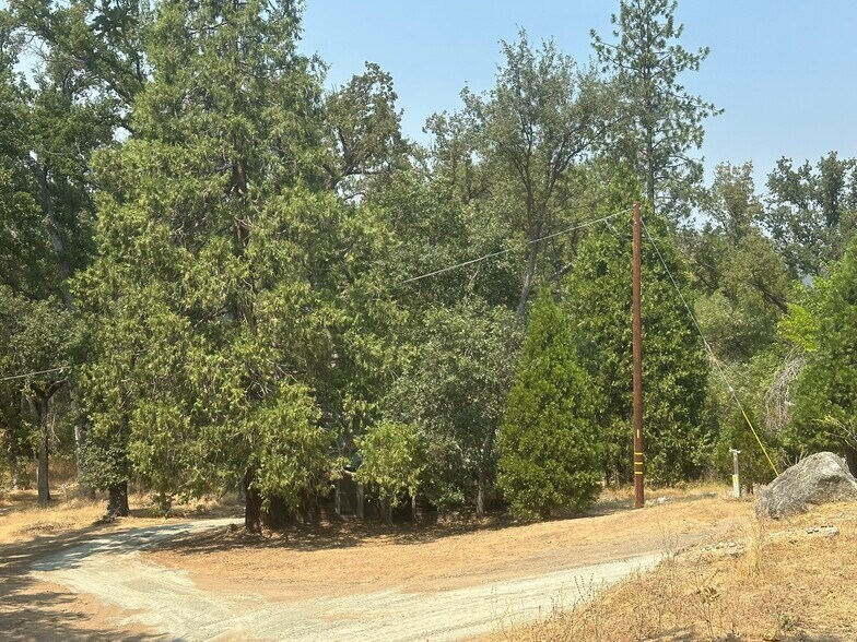 More Photos Of 57675 Road 225, North Fork Land For Sale