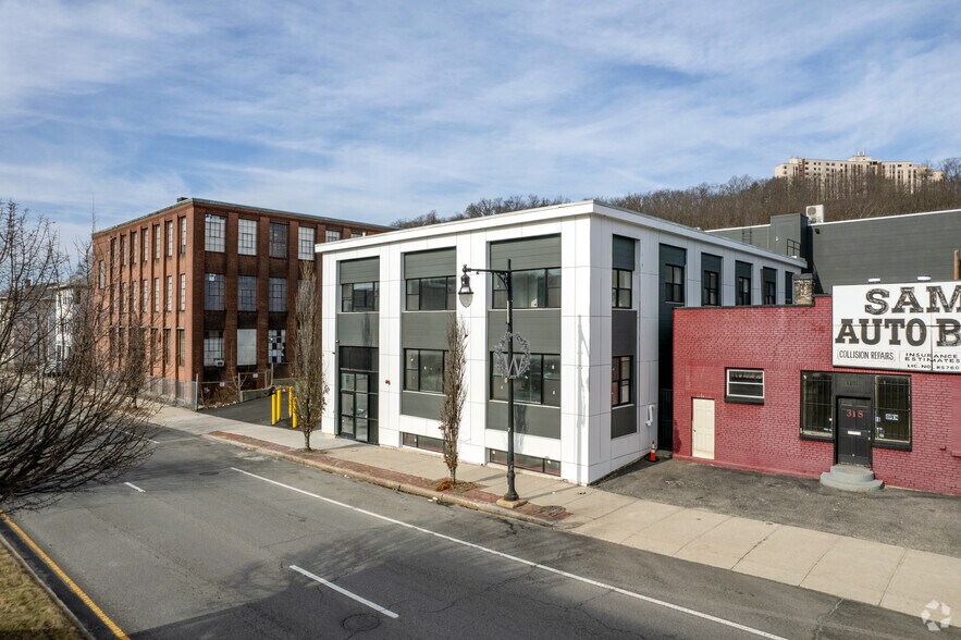 More Photos Of 316 Shrewsbury St, Worcester Office For Lease
