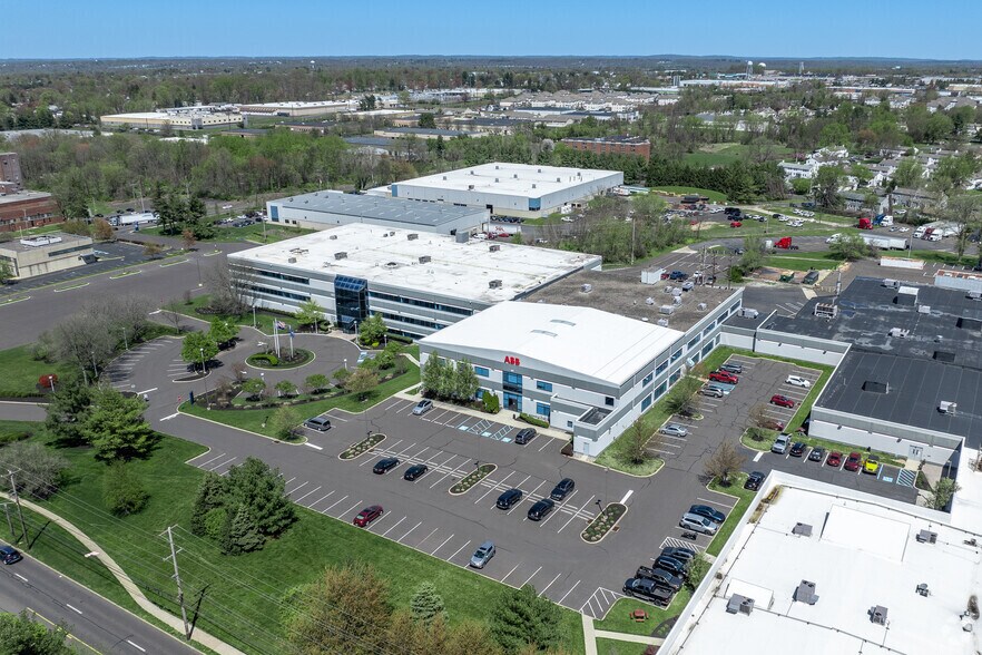 More Photos Of 121 E County Line Rd, Warminster Township Light Manufacturing For Lease