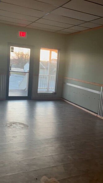 Primary Photo Of 3009 Murdoch Ave, Parkersburg General Retail For Lease