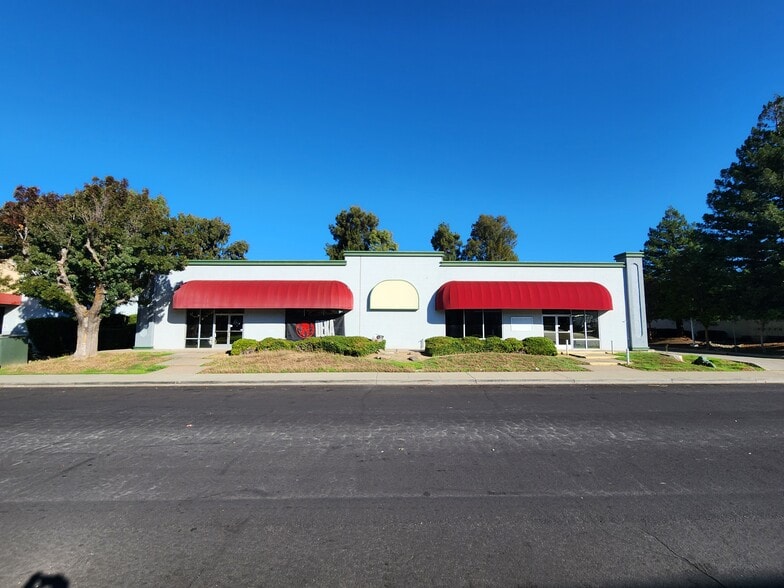 Primary Photo Of 27 Commerce Pl, Vacaville Warehouse For Lease
