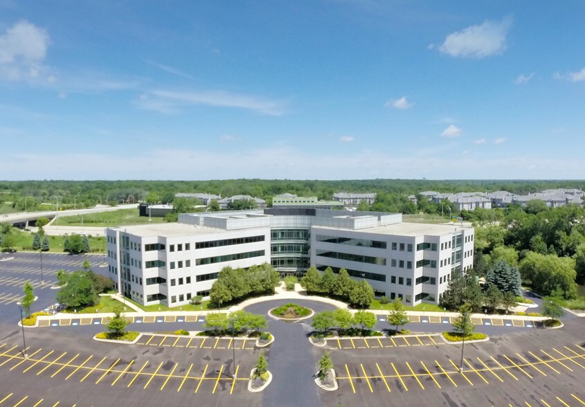 More Photos Of 535 E Diehl Rd, Naperville Office For Lease