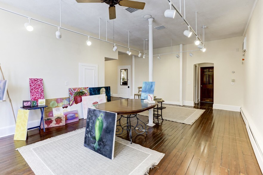 More Photos Of 214 Talbot St, Saint Michaels Storefront Retail Residential For Lease