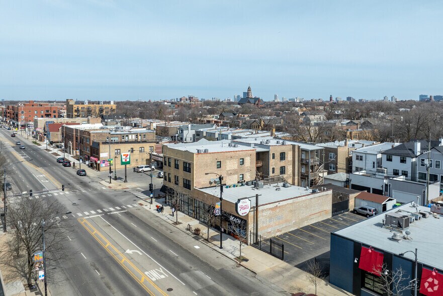 More Photos Of 3751-3759 N Western Ave, Chicago Multifamily For Sale