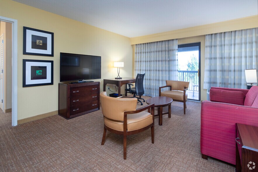 More Photos Of 4300 Colonnade Pky, Birmingham Hotel For Sale