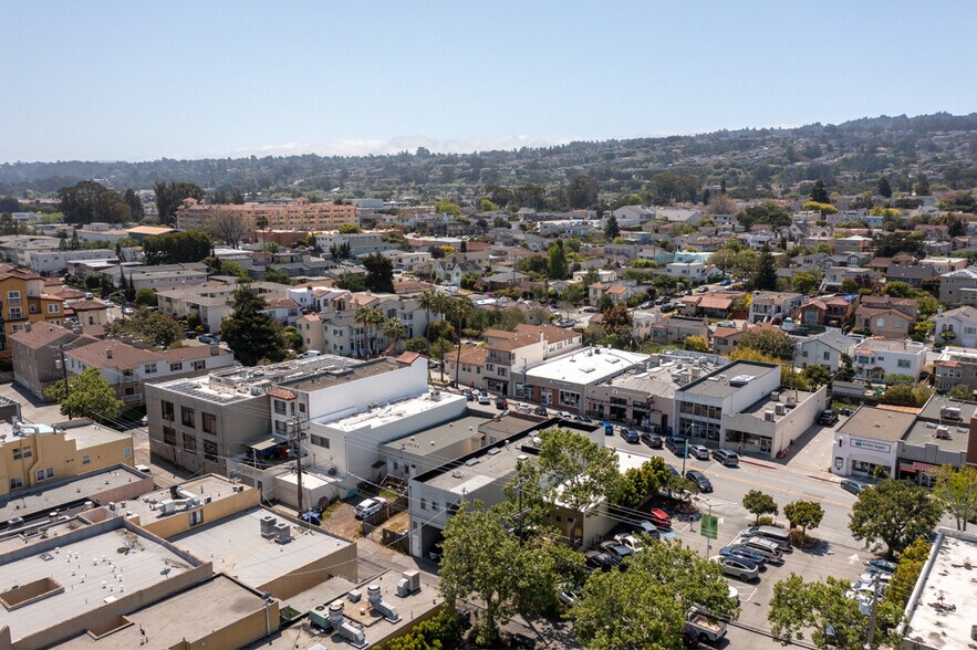 More Photos Of 234-236 Broadway, Millbrae Storefront Retail Office For Lease